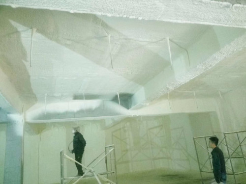 Cold storage polyurethane spray insulation construction